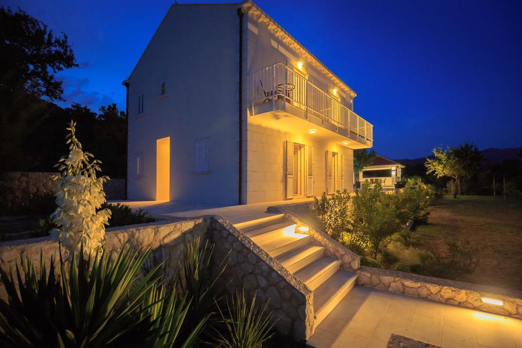 Hedera Estate, Villa Hedera VII 자톤 외부 사진